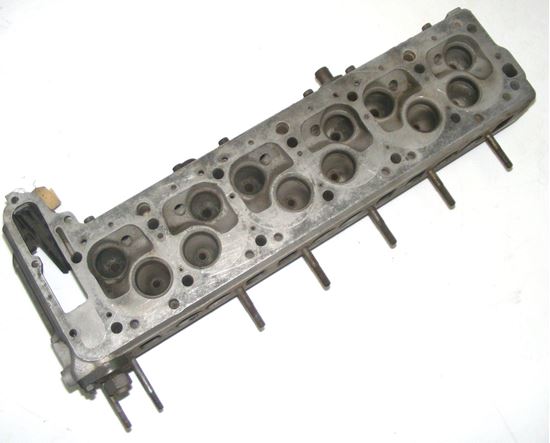 Picture of cylinder head, 280S, 1300101720 -SOLD