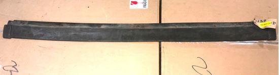 Picture of Mercedes W123 bumper filler 1238852523